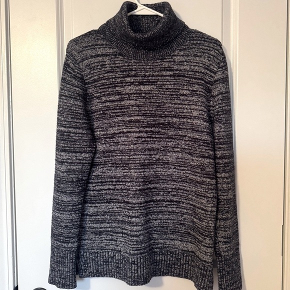 J. Crew Mercantile Women’s Navy Turtleneck Sweater Size Small - Picture 1 of 6